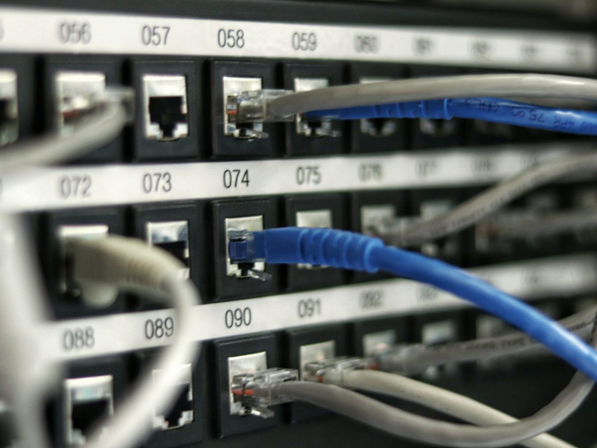 Kurumsal ağ kablolama ve VLAN segmentasyonu